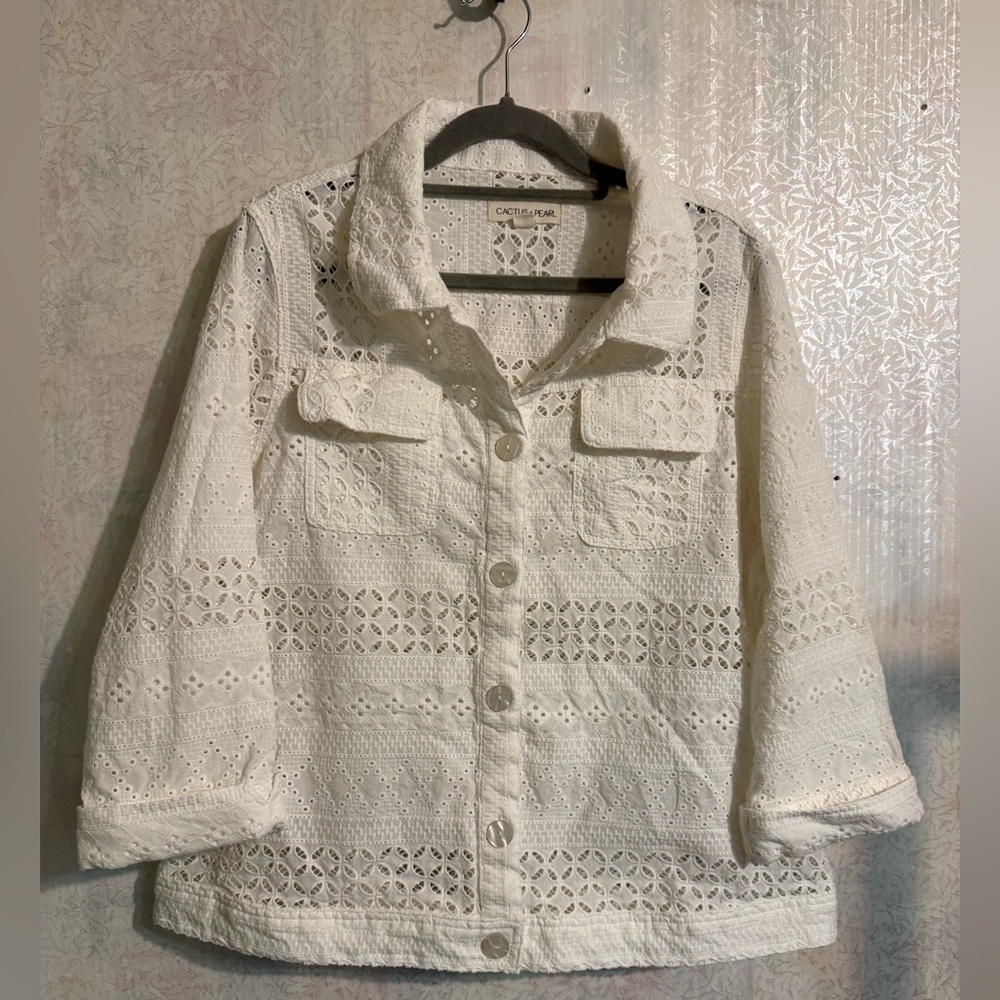 Chic, Bohemian, Hippie, Cactus and Pearl White Eyelet Button Down Shirt, Sz XL - Picture 1 of 7